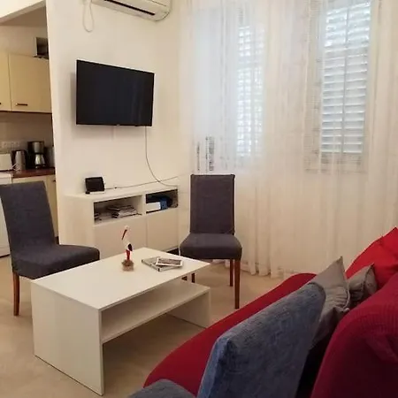 Anka - Terrace / Next To The Apartman Dubrovnik